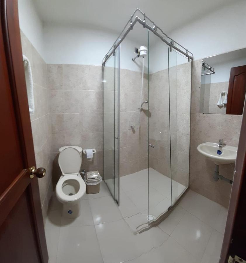 Hotel Jardin De Rosas מראה חיצוני תמונה